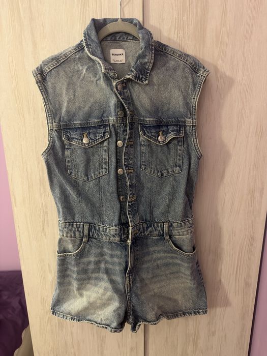 Къс Дънков гащеризон Bershka