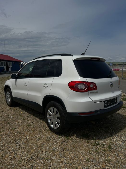 Vând VW Tiguan 2.0 TDI