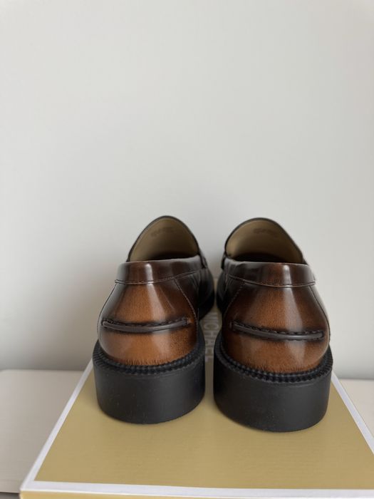 Лоферы Michael Kors, новые, размер 37