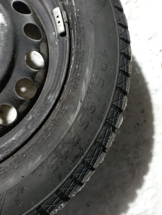 Продам резину с диском