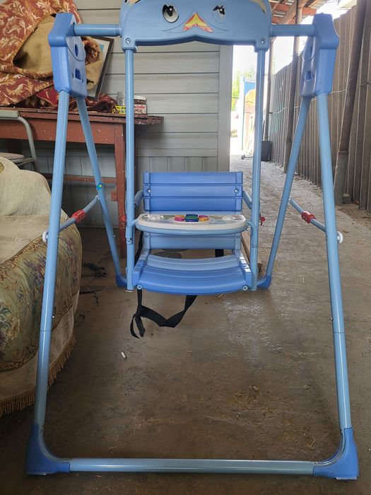 Коляска с качелей