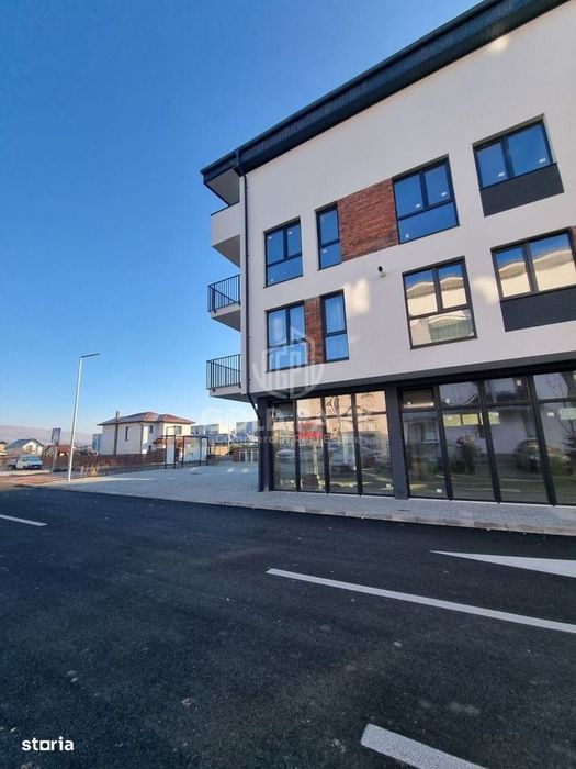 Spatiu Comercial - Zona Floresti - 163 mp - Bloc Nou
