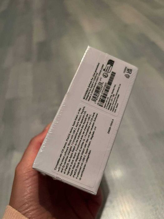 AirPods Pro 2nd generation слушалки за iPhone Оригинални НОВИ