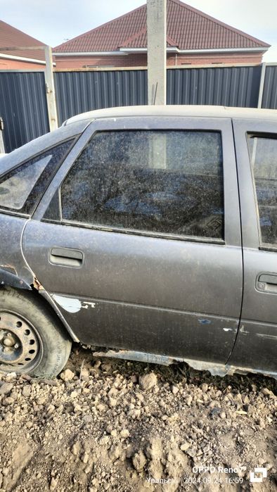 Продам Опель вектра а запчасти