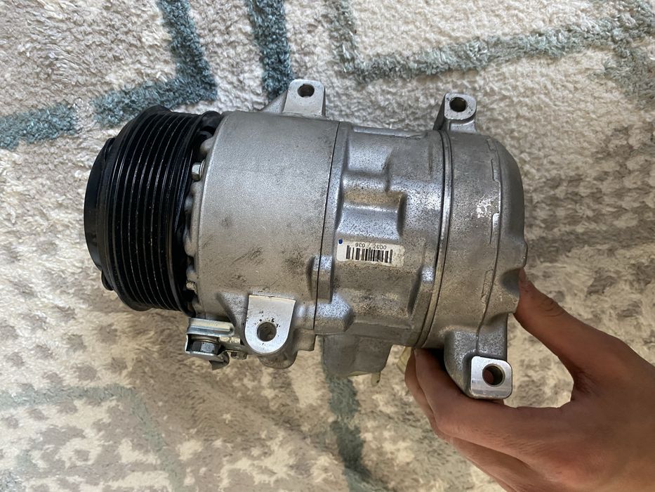 Компрессор кондиционера Lexus IS250 / GS300 / GS350