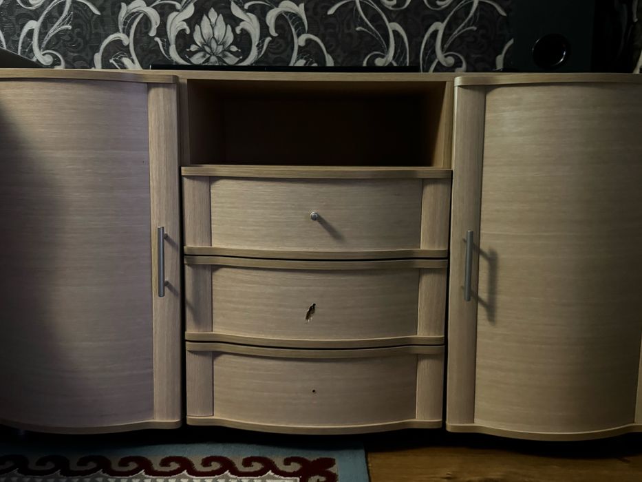 Тумба под телевизор