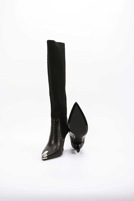 Дамски Ботуши Karl Lagerfeld PANDARA II Studs Hi Leg Boot 400