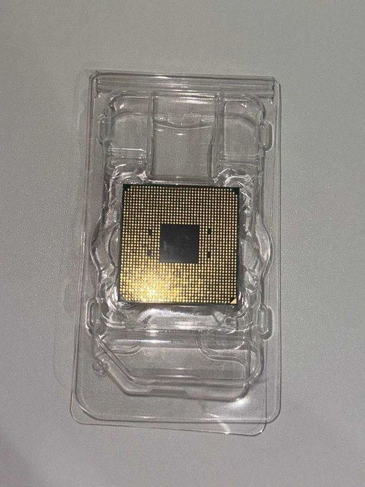 Ryzen 5 5600 3.5-4.4 GHz