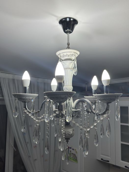 Люстра 6 рожковый