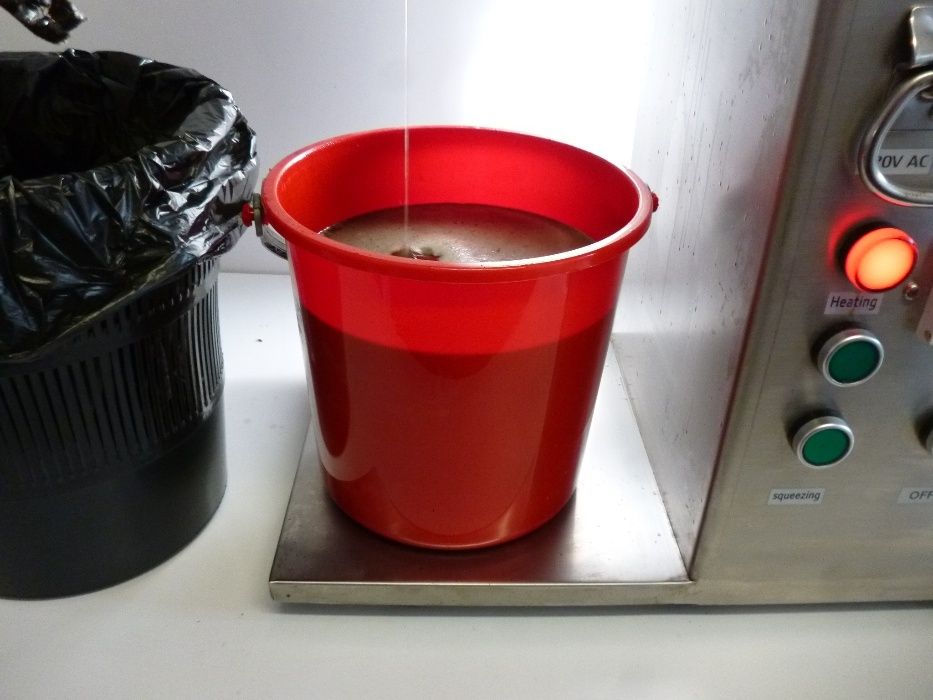 Presa ulei 220V 13700 ron