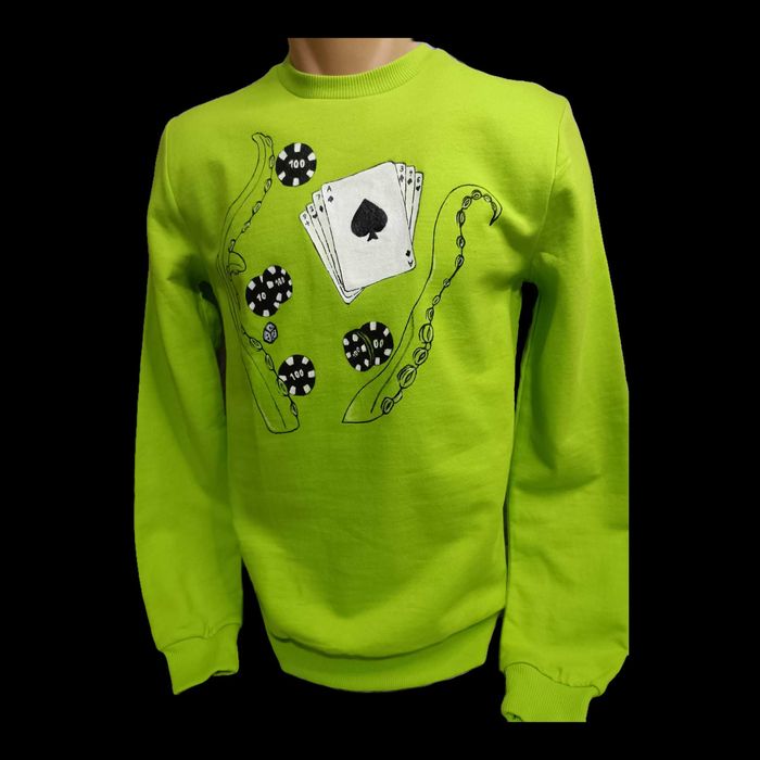 Продам уникальную джинсовую куртку с авторской росписью