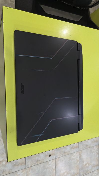 Ноутбук Aser nitro Core i5