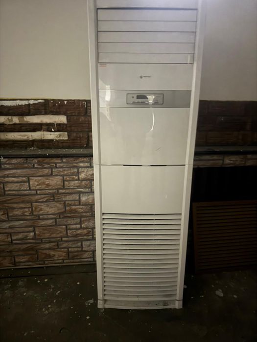 Кондиционер напольный