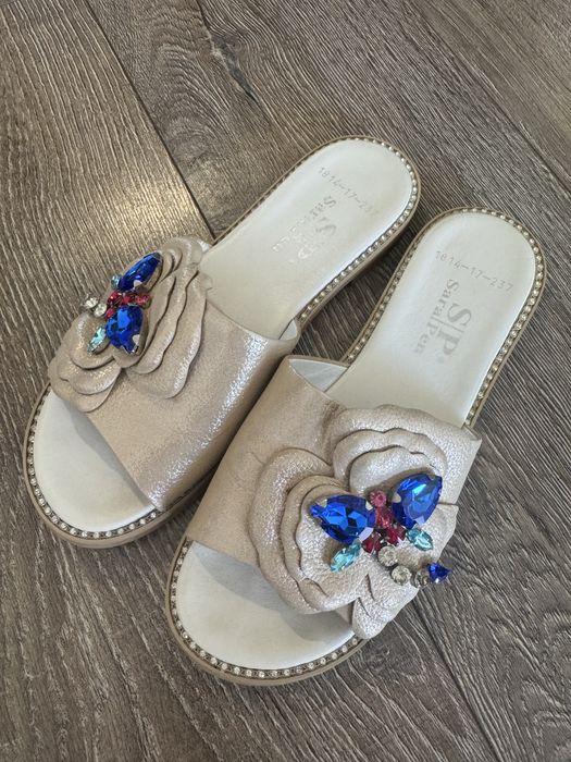 Sara Pen чехли обувки 38 номер 25 см стелка като нови