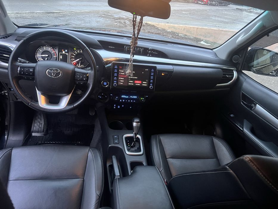 Toyota Hilux 2022 Double Cab