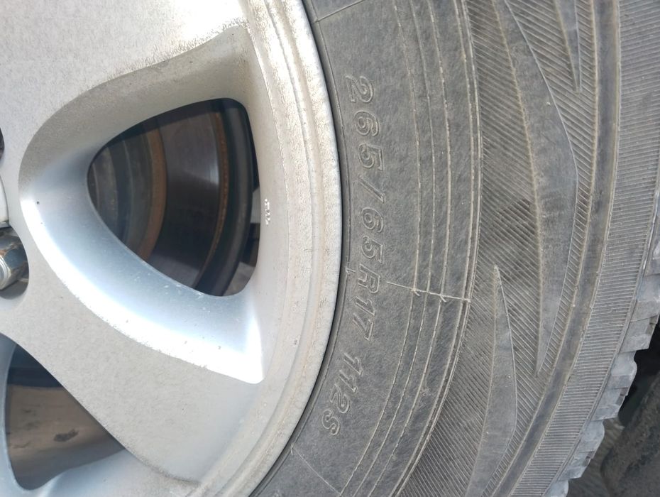 Продаю шины Yokohama