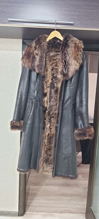 Продам дублёнку почти новую