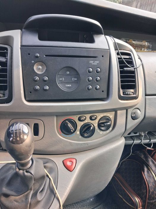 OPEL Vivaro 2004 — imagine 3