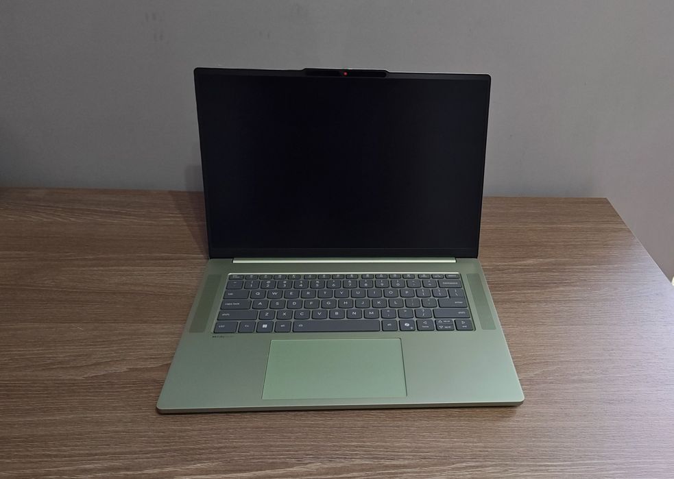 LENOVO IdeaPad Slim 5, Ryzen 7 7735HS, 16GB LPDDR5x, SSD 1TB, GARANȚIE