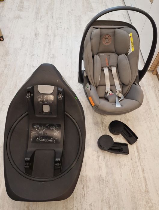 Продавам бебешко столче за кола Cybex Cloud G i-Size с Isofix база Base G и адаптери за количка.