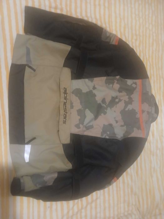 Мото яке Alpinestars