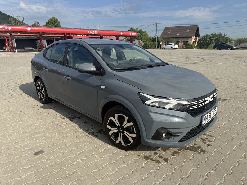 DACIA Logan 2023 — imagine 2