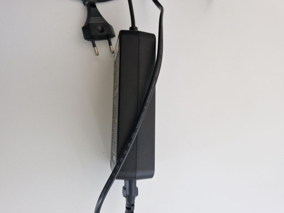 Incarcator trotineta Ninebot F2