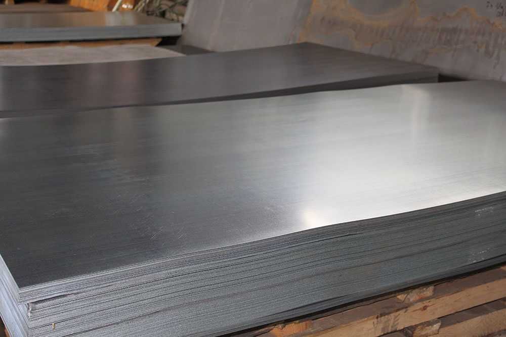 Листь холоднокатаный,  горячекатаный доступен во всех размерах.