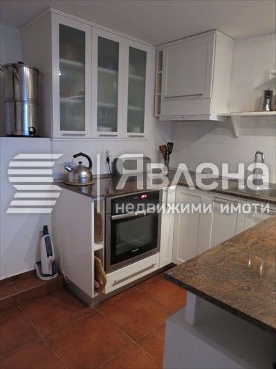 Продава се Къща в Варна, м-т Франга Дере - 252 кв.м за 1100 €/кв.м - Снимка #6