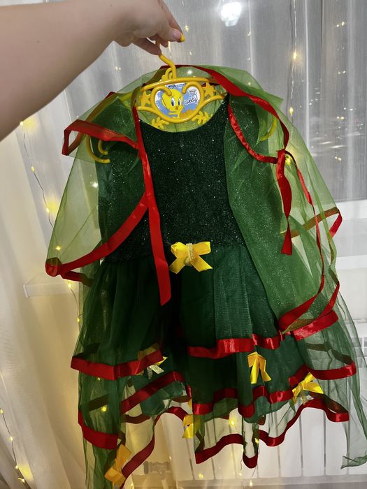 Продам платье елка