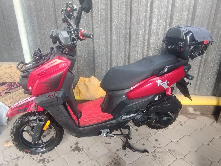 Продам мопед tank 150