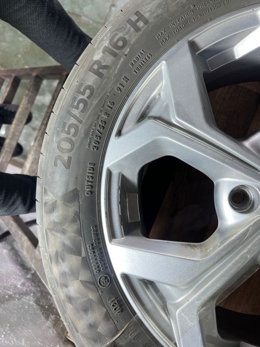 Диски с резиной комплект R16