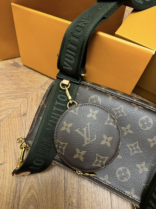 LV Multi Pochette