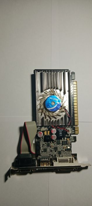 Продам видеокарты