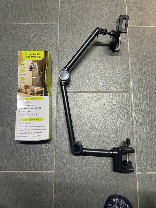 Поставка за телефон с разтегателно рамо въртяща се на 360°