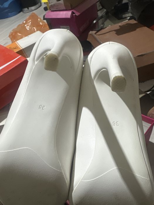 Туфли женские на каблуке