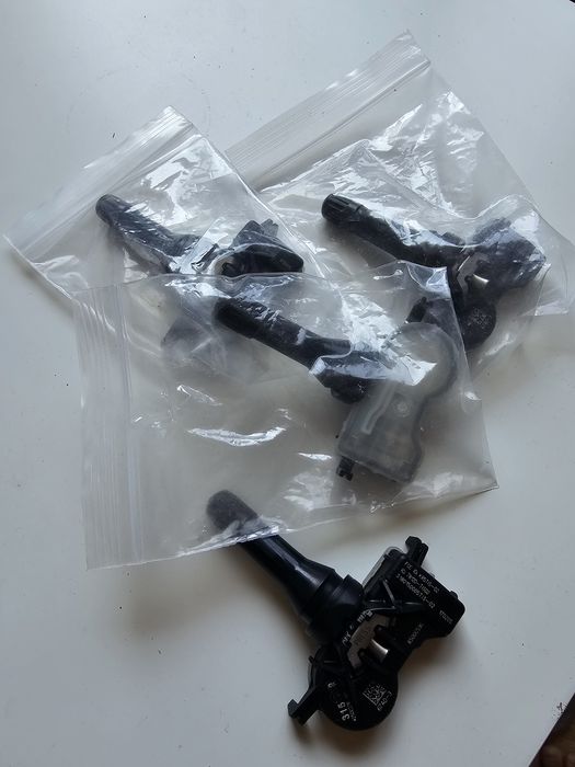 Продавам TPMS датчици за налягане на гуми 4бр