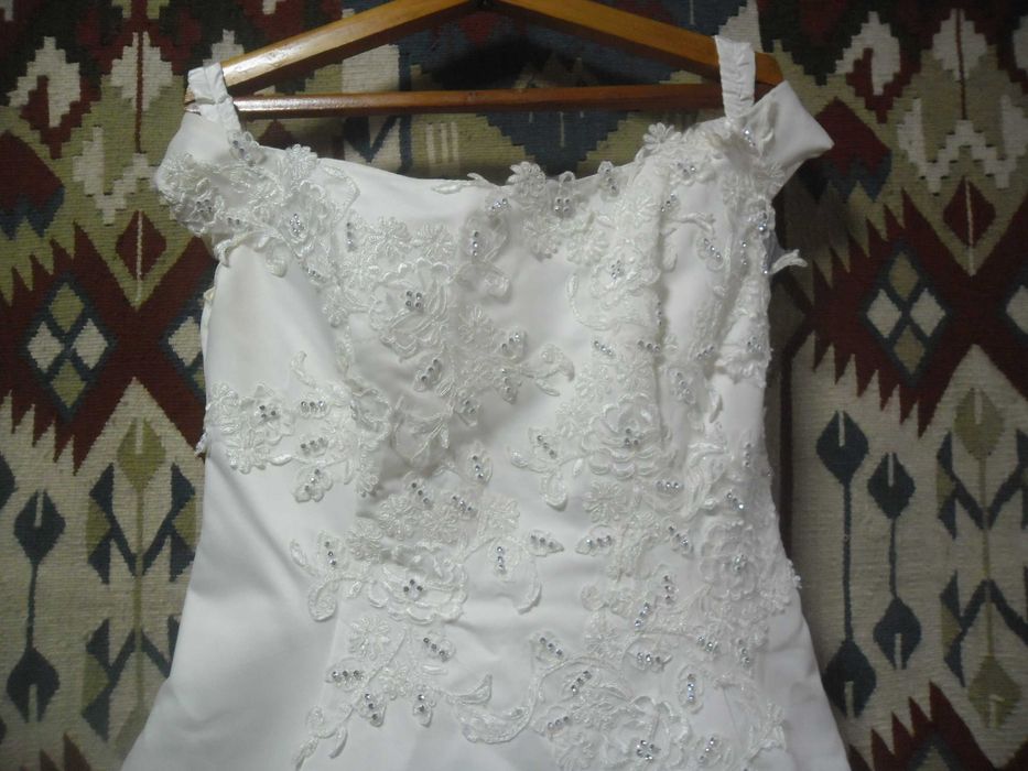 продам платье свадебное