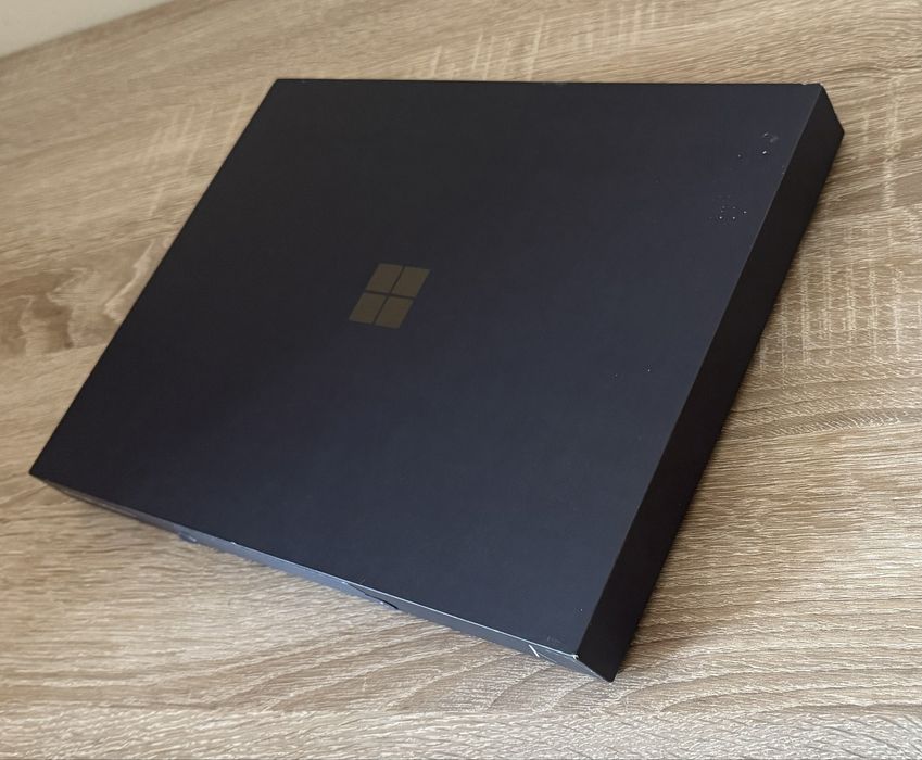 2025 Microsoft Surface Pro 11 CA SIGILAT ! 512GB 16GB X-Plus