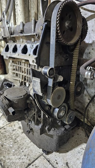 Двигатель на запчасти