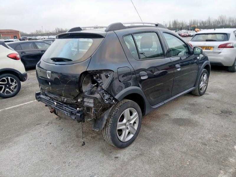 Dezmembrez Dacia Sandero 2 Stepway 0.9 tce