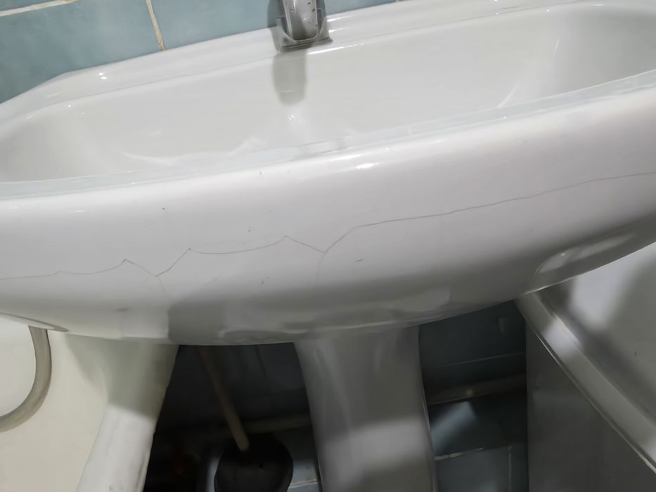 Раковина со смесителем