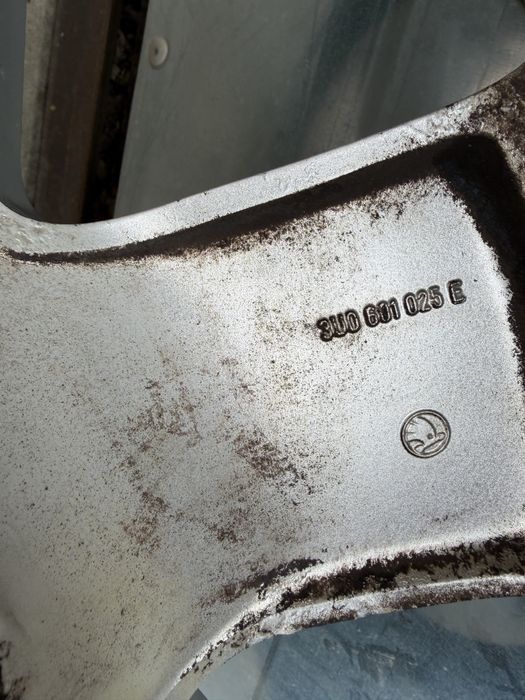 Оригинални джанти Skoda 5x112 17цола