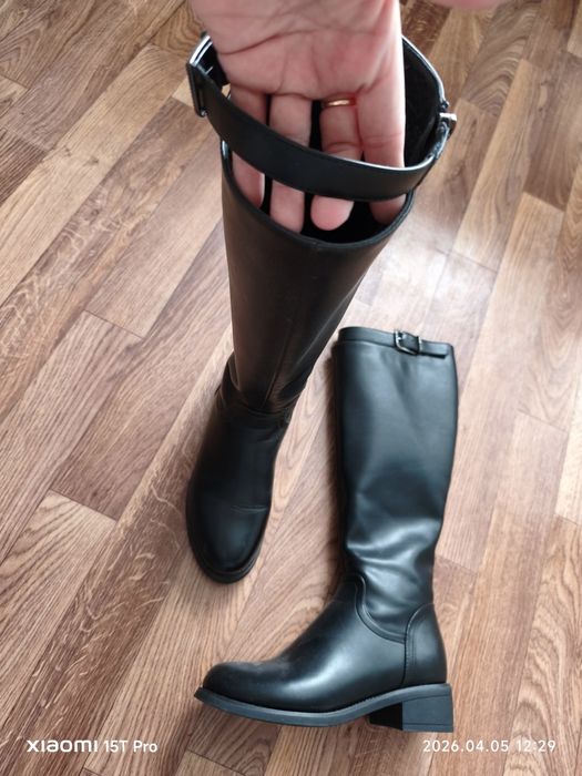 Продам сапоги новые