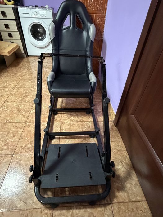 Scaun simulator auto