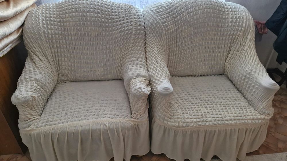 Продается два кресла