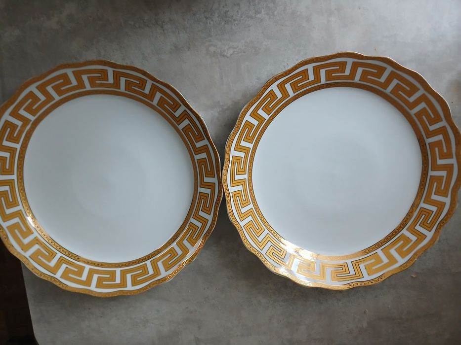 Фарфоровые блюдо