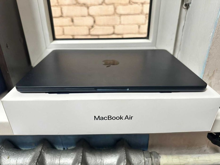 Macbook air M2/ 100 АКБ / идеальное состояние