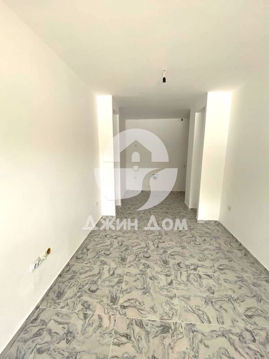 Продава се Двустаен апартамент в к.к. Слънчев бряг - 59 кв.м за 1136 €/кв.м - Снимка #4