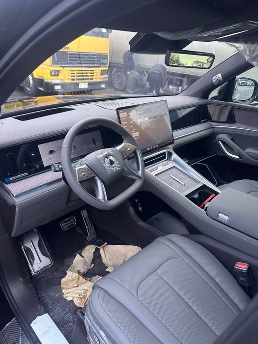 Denza N9  флагшип рестайлинг